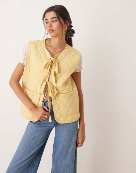 Miss Selfridge – Pikowany jasnożółty bezrękawnik - view 1