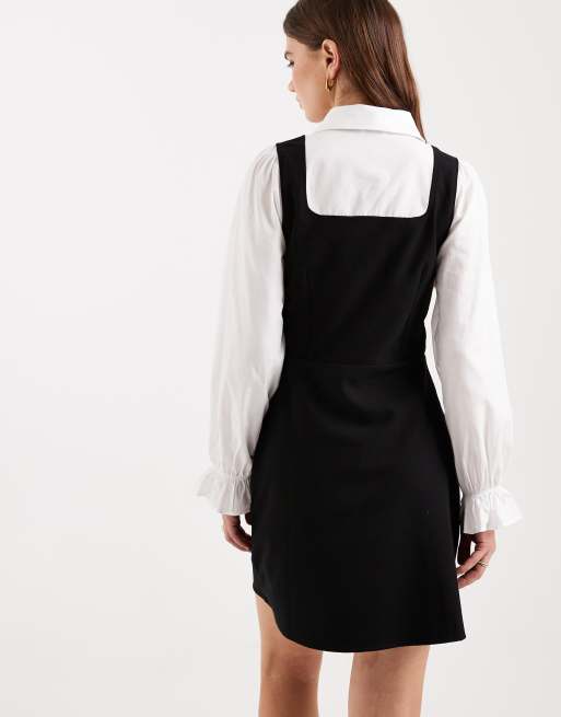 Miss Selfridge pinafore dress with shirt in mono, 4 of 4