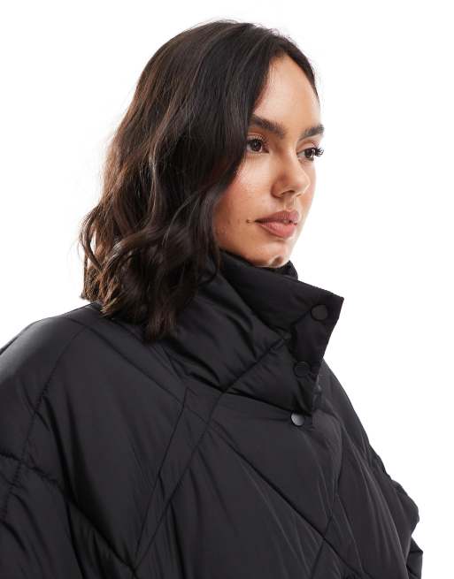 Miss Selfridge - Piumino oversize corto nero trapuntato con collo a imbuto, 3 di 4