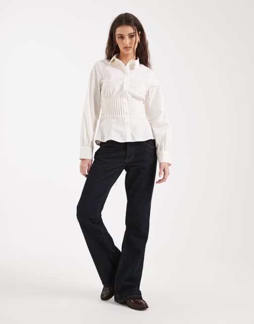 Miss Selfridge pleat detail fitted shirt in white, 2 of 4