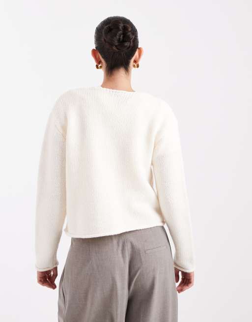 Miss Selfridge pocket detail cardigan in cream, 3 of 4