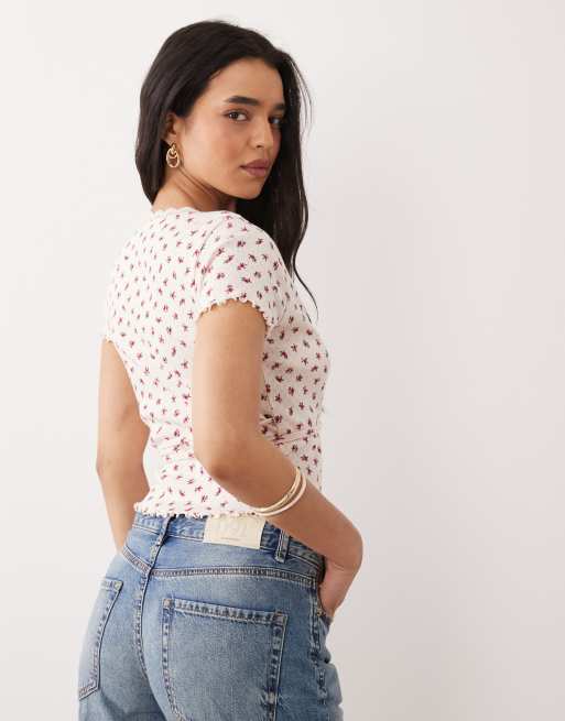 Miss Selfridge pointelle lettuce edge wrap top in pink floral print, 3 of 4