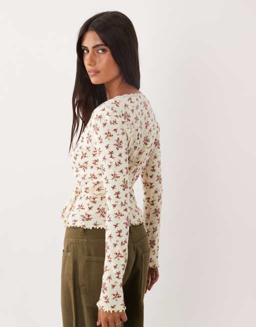 Miss Selfridge pointelle wrap over top in cream ditsy print, 4 of 4