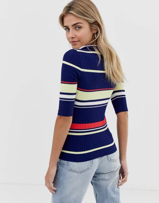 Miss Selfridge - Polo con scollo a V a righe, 2 di 4