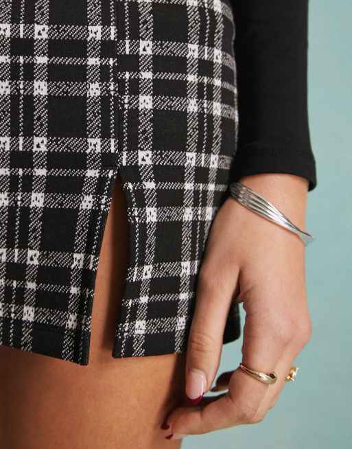Miss Selfridge ponte mini skort in black plaid, 3 of 5
