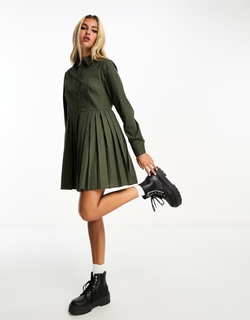 Miss Selfridge – Popelinowa plisowana sukienka koszulowa w kolorze khaki