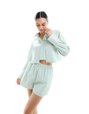 Miss Selfridge Poplin Cropped Dropped Pocket Shirt In Sage Stripe - Part Of A Set-multi