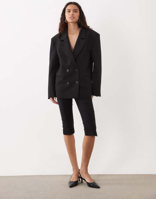Miss Selfridge power shoulder double breasted blazer in black, 2 of 4