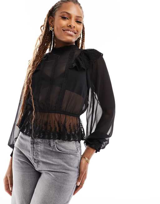 Miss Selfridge - Prairie blouse met kanten inzetstukken en ruches in zwart