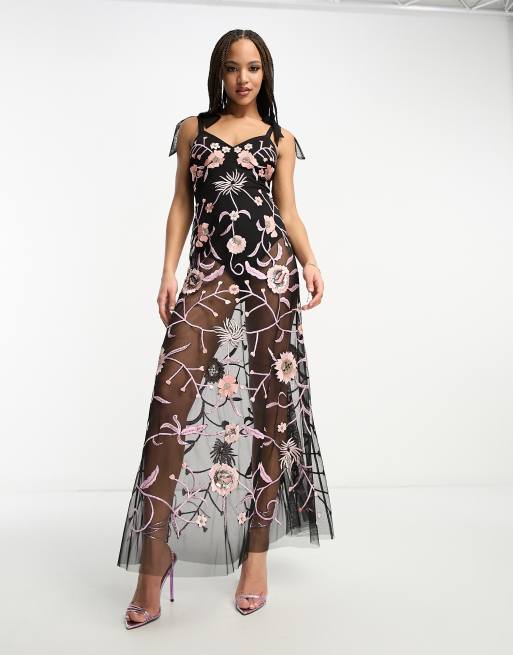Miss Selfridge - Premium maxi cami-jurk met geborduurde bloemen in zwart