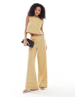 Miss Selfridge Miss Selfridge premium rib wide leg trouser in stripe-Multi