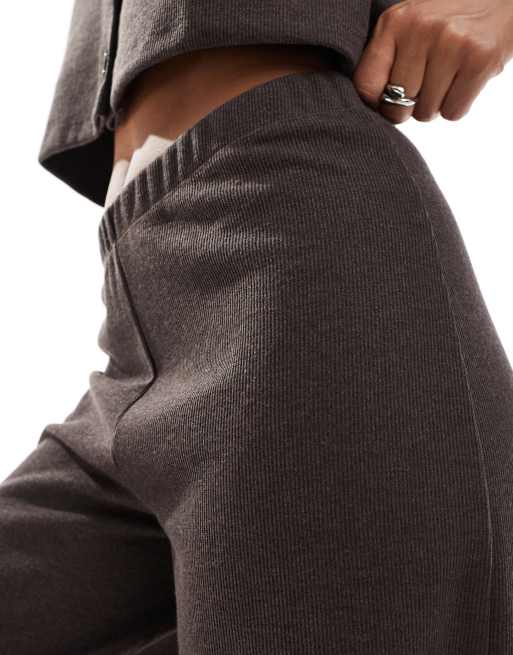 Miss Selfridge premium soft rib wide leg pants in chocolate, 3 of 5