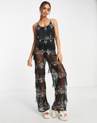 Miss Selfridge - Premium - Verzierter Festival-Jumpsuit in Schwarz mit U-Ausschnitt, schmalen Trägern und transparenter ...