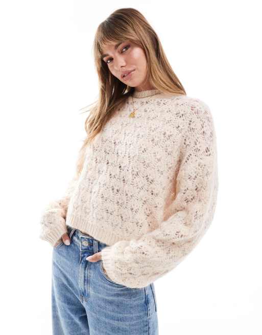 Miss Selfridge – Pretty – Sweter z ażurowej dzianiny w zgaszonym różowym kolorze