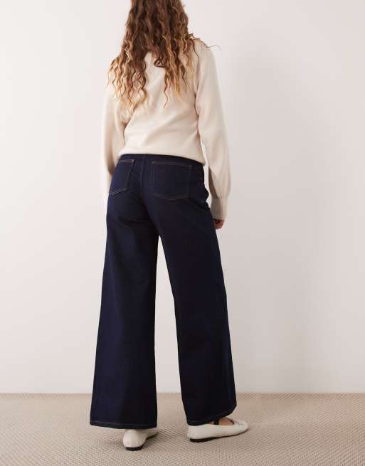 Miss Selfridge Puddle-Jeans mit Frontfalten in Raw-Waschung, 3 von 5