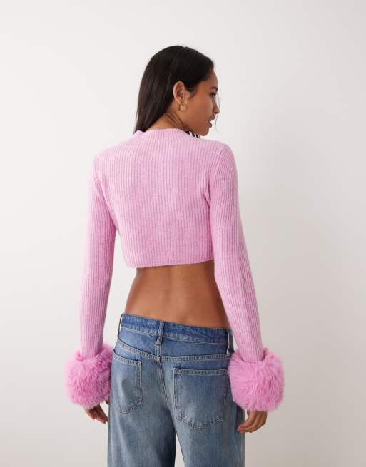 Miss Selfridge pull en maille à col rond avec poignets en faux-fur rose, 3 de 4