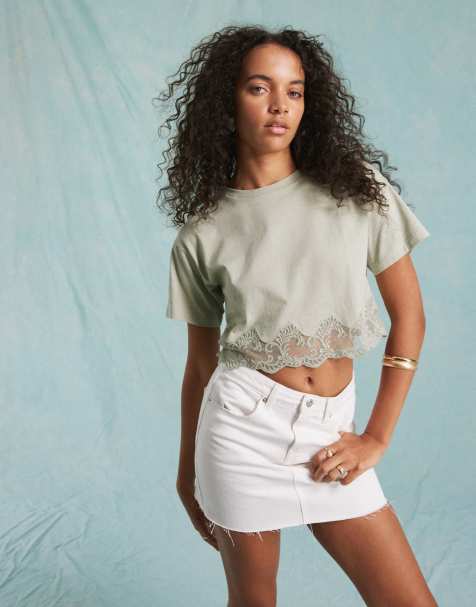 Miss Selfridge - Rechte crop top met korte mouwen en kanten zoom in salie - view 1