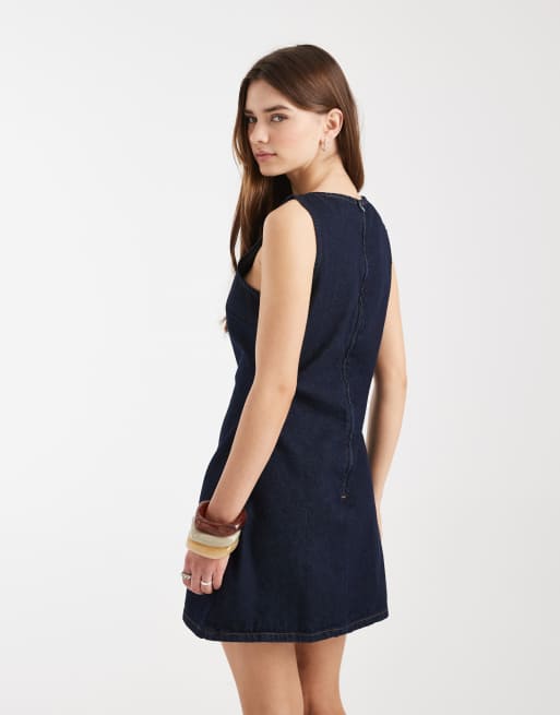 Miss Selfridge - Rechtvallende denim jurk in indigo, 3 van 4