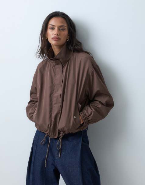 Miss Selfridge regenjas met geschulpt detail in chocoladebruin - view 1