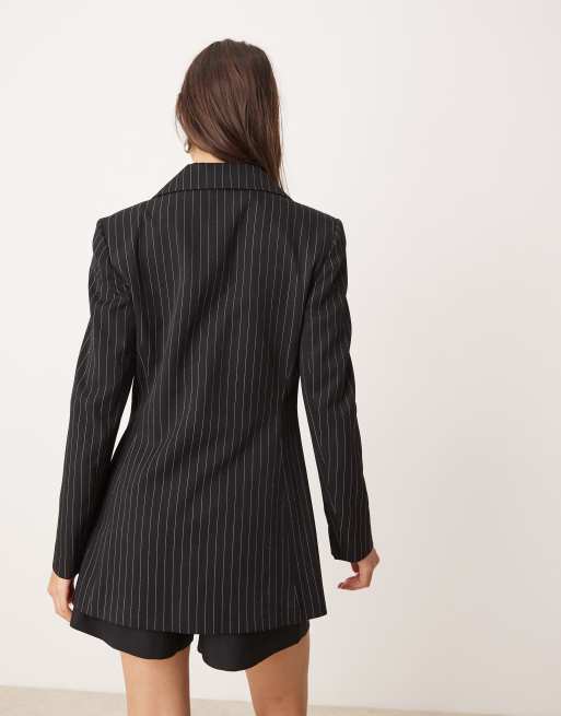 Miss Selfridge relaxed fit blazer in mono pinstripe, 4 of 4