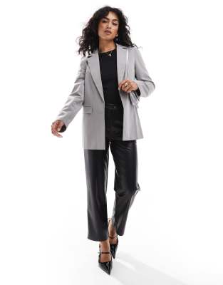 relaxed fit essential blazer in gray