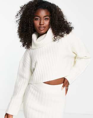 Miss Selfridge rib chunky roll neck jumper in ivory-White