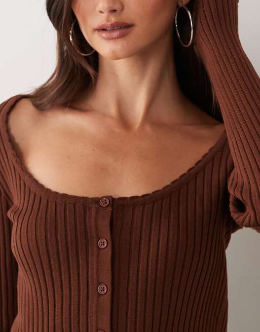 Miss Selfridge rib knit scoop neck button-through top in chocolate, 4 of 4
