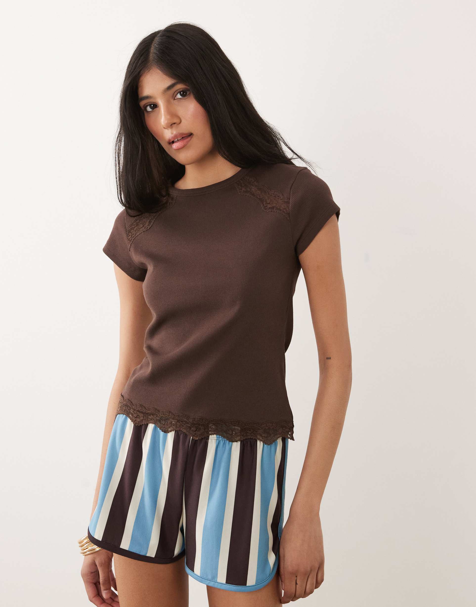 miss selfridge ribbed t-shirt with lace inserts in chocolate
