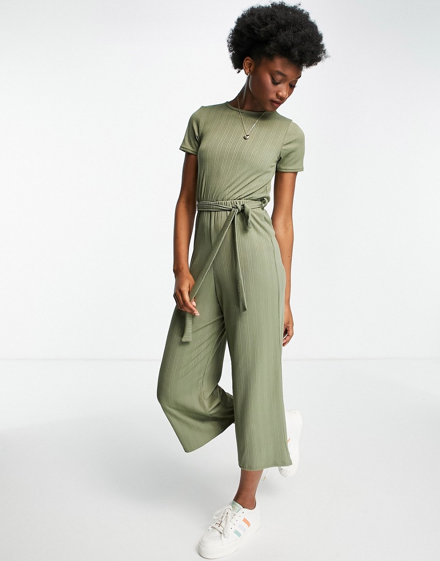 Miss Selfridge - Ribstrikket jumpsuit med T-shirt-snit og bindebånd i taljen i kakigrøn-Brun