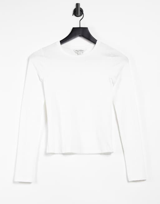Miss Selfridge - Ribstrikket T-shirt i hvid med lange ærmer