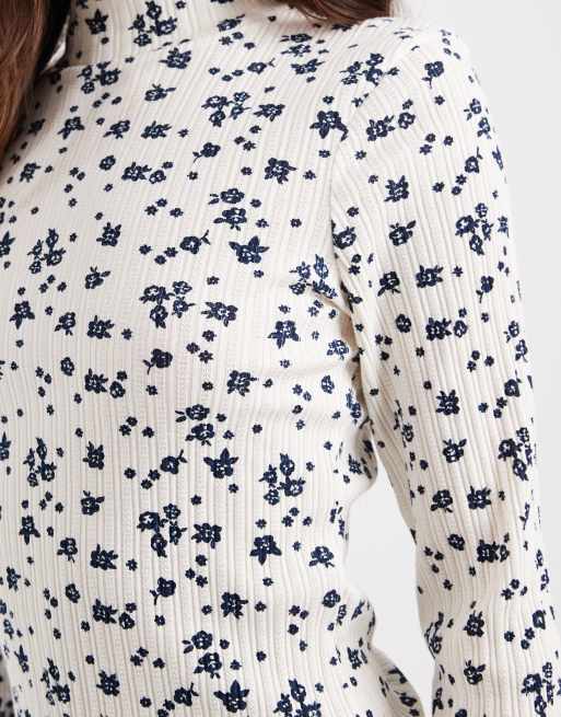 Miss Selfridge - Ribstrikket top med høj hals og småblomstret print, 4 af 4