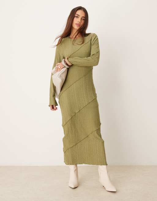 Miss Selfridge - Robe à manches longues en tissu texturé mélangé - Kaki