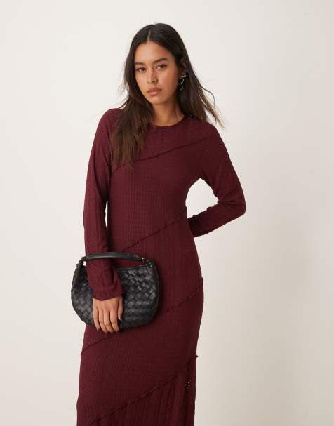 Miss Selfridge - Robe à manches longues et textures variées - Bordeaux - view 1