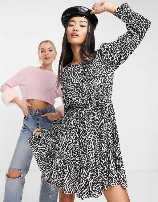 Miss Selfridge - Robe babydoll à imprimé animal et volants étagés