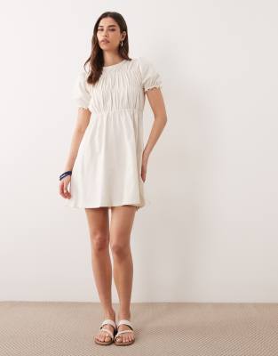 Robe babydoll courte à fronces - Crème-Blanc 40