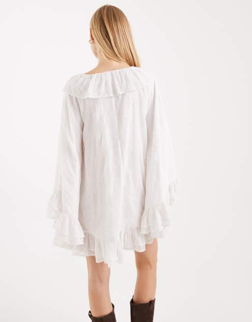 Miss Selfridge - Robe cape en mousseline brodée style festival, 3 de 4