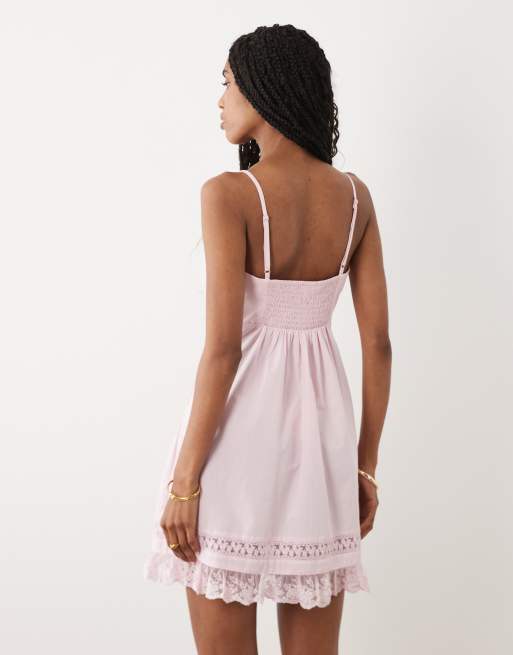 Miss Selfridge - Robe courte à bretelles avec détails en dentelle - Rose, 4 de 4