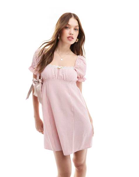 Miss Selfridge - Robe courte à finitions en dentelle - Rose vichy - view 1