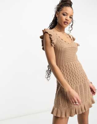 Miss Selfridge - Robe courte ajustée et évasée en crochet - Noisette | ASOS