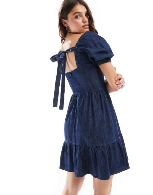 Miss Selfridge - Robe courte en denim à manches bouffantes - Bleu délavé