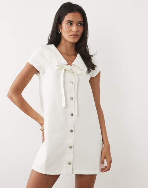 Miss Selfridge - Robe courte en jean avec col et liens - Crème - view 1