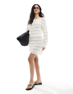 Robe courte en maille crochetée avec détail noué à la taille - Crème-Blanc S