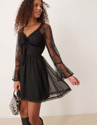 Miss Selfridge - Robe courte en mousseline et dentelle - Noir