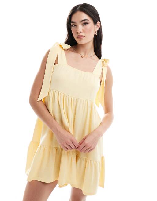 Miss Selfridge - Robe courte étagée en lin avec épaules nouées - Jaune