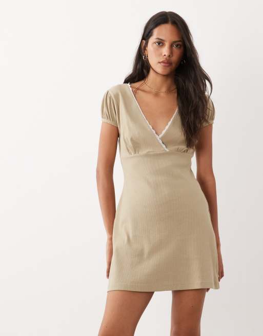 Miss Selfridge robe courte portefeuille à manches cap en marron, 2 de 4