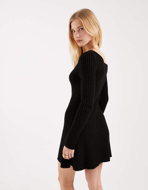 Miss Selfridge - Robe courte virevoltante en maille à épaule dénudée - Noir, 4 de 4