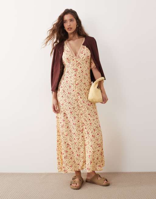 Miss Selfridge - Robe longue boutonnée avec imprimé à petites fleurs et bords en dentelle - Jaune, 2 de 4