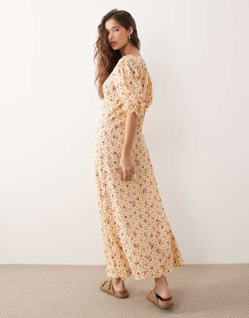 Miss Selfridge - Robe longue boutonnée avec imprimé à petites fleurs et bords en dentelle - Jaune, 4 de 4