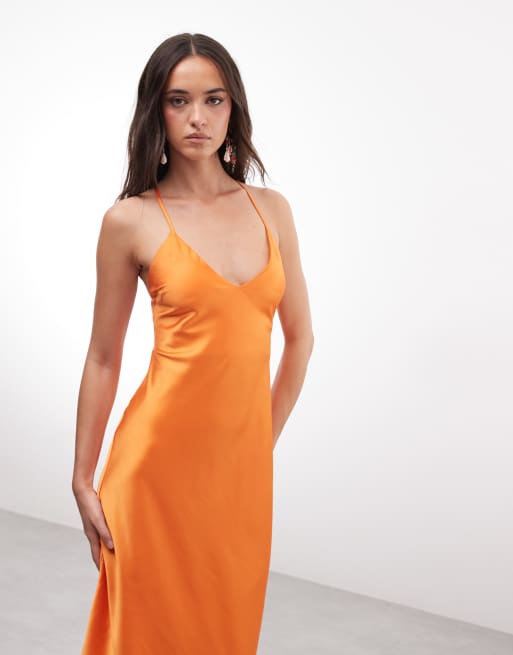 Miss Selfridge - Robe nuisette longue en satin avec détail dans le dos - Orange, 3 de 4