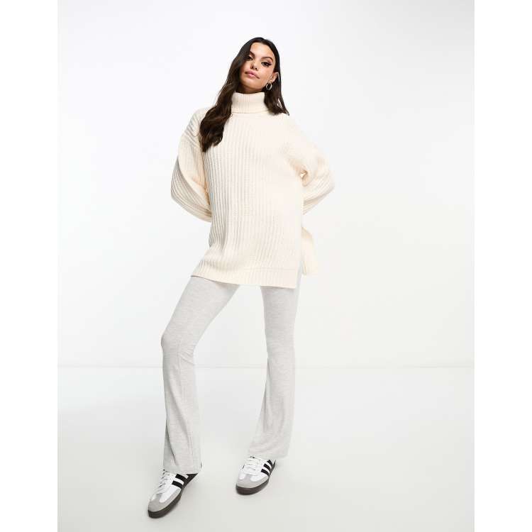 Side split outlet knitted jumper